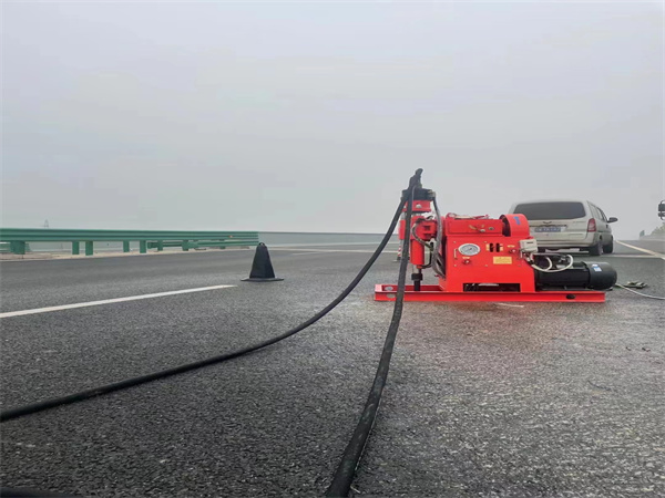 克孜勒苏柯尔克孜马路路基路面开裂下沉注浆加固灌浆